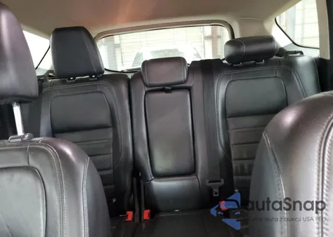 2017 Ford Escape Titanium из США, поврежденный, VIN 1FMCU0JD8HUE42821